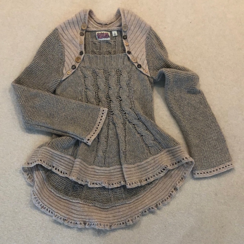 Rosne Netra sweater